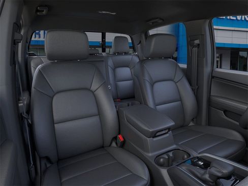 New 2025 Chevrolet Colorado LT w/ LT Convenience Package image 16