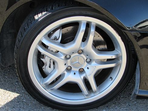 Used 2006 Mercedes-Benz CLK 55 AMG Cabriolet image 24