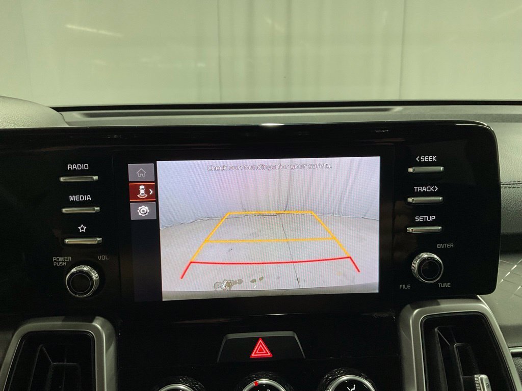 Used 2023 Kia Sorento LX AWD/4WD image 29