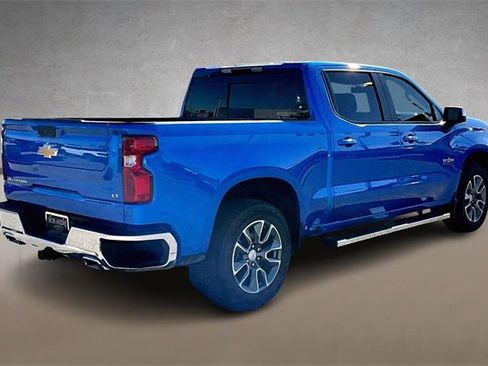 Used 2026 Chevrolet Silverado 1500 LT image 2