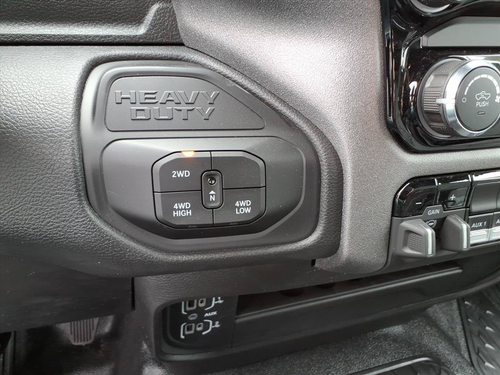 New 2026 RAM 5500 Tradesman w/ Chrome Appearance Group AWD/4WD image 31