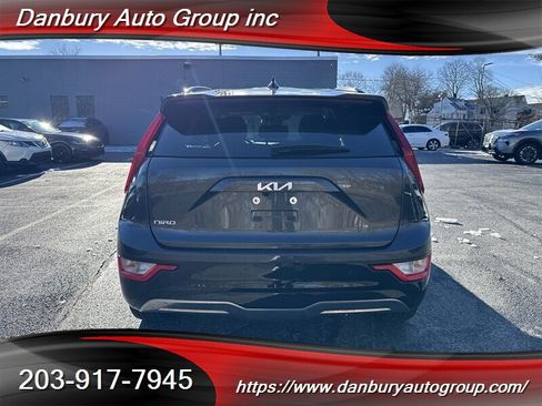 Used 2025 Kia Niro Wind w/ Wind Preserve Package FWD image 5