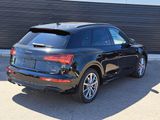 Used 2024 Audi Q5 e Prestige w/ Prestige Package image 3