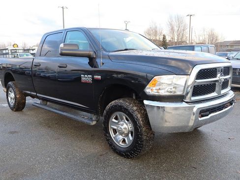 Used 2018 RAM 3500 Tradesman w/ Chrome Appearance Group image 8