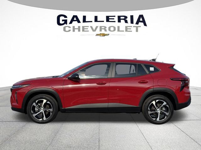 New 2026 Chevrolet Trax RS w/ Sunroof Package FWD image 4