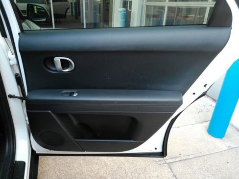 Used 2024 Hyundai Ioniq 5 SEL RWD image 22