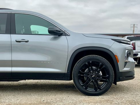 New 2026 Chevrolet Traverse LT w/ LPO, Floor Liner Package image 10