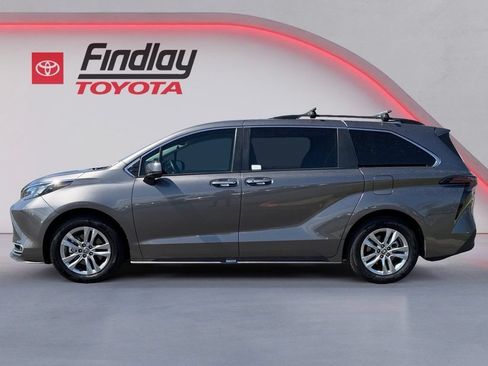 Certified 2024 Toyota Sienna XLE w/ XLE Plus Package FWD image 10