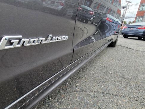 Used 2018 Maserati Ghibli S GranLusso image 33