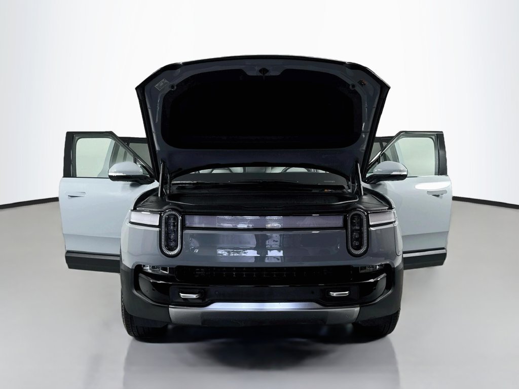 Used 2024 Rivian R1S Adventure Quad AWD/4WD image 24