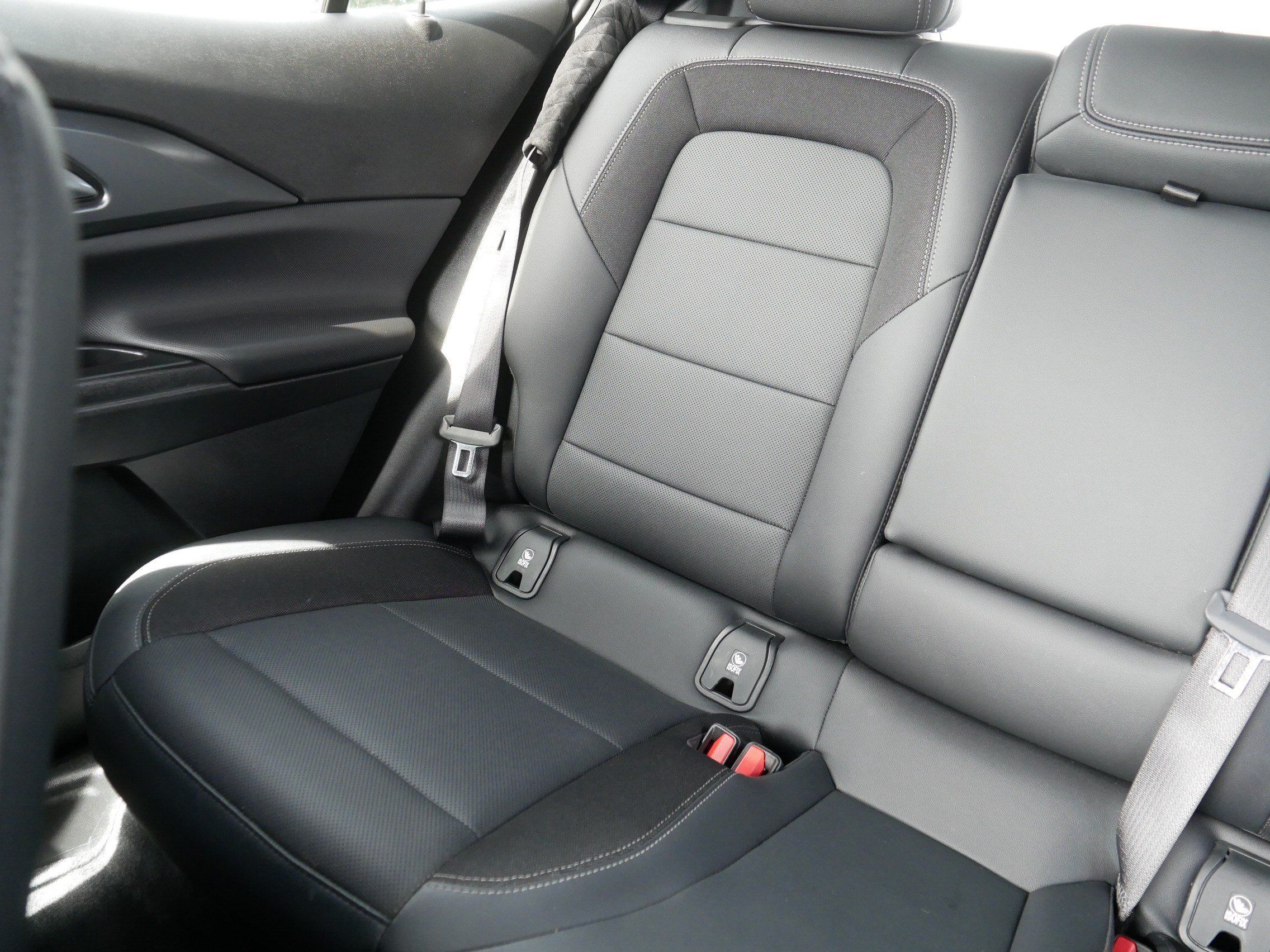 Used 2024 Chevrolet Equinox EV LT AWD/4WD image 12