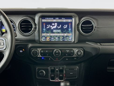 Used 2023 Jeep Wrangler Sahara w/ Cold Weather Group image 23