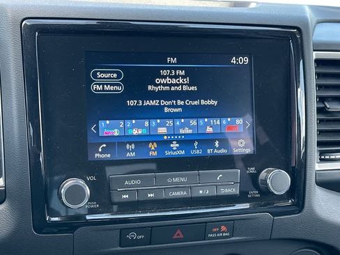Used 2024 Nissan Frontier SV AWD/4WD image 20