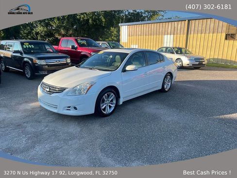 Used 2012 Nissan Altima 3.5 SR w/ Sport Pkg FWD image 1