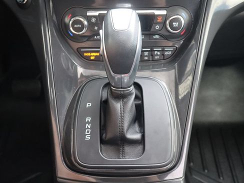 Used 2015 Ford Escape Titanium w/ Equipment Group 301A AWD/4WD image 37