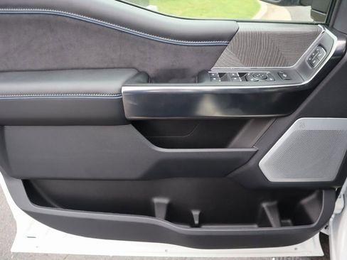 New 2025 Ford F250 Platinum w/ FX4 Off-Road Package image 17