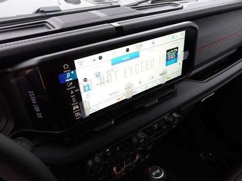 New 2026 Jeep Wrangler Unlimited Rubicon w/ Technology Group image 22