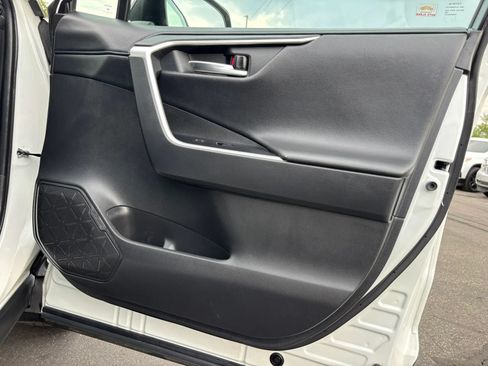 Used 2020 Toyota RAV4 XSE AWD/4WD image 20
