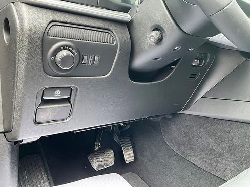 New 2026 Jeep Grand Wagoneer Limited image 16