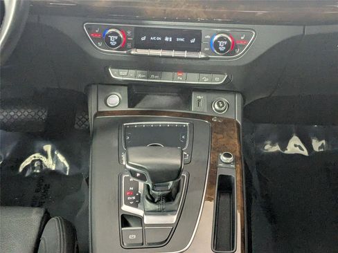 Used 2020 Audi Q5 2.0T Premium Plus w/ Premium Plus Package image 37
