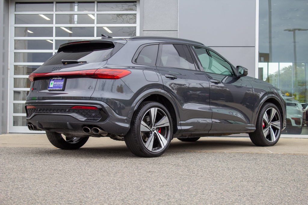 Used 2025 Audi SQ5 Premium Plus w/ Premium Plus Package AWD/4WD image 10