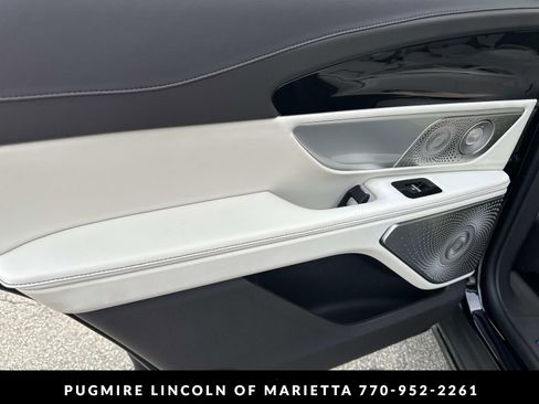 New 2026 Lincoln Nautilus Black Label w/ Jet Appearance Package AWD/4WD image 12