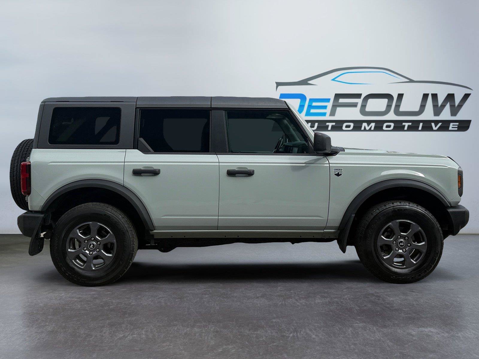 Used 2024 Ford Bronco Big Bend AWD/4WD image 2