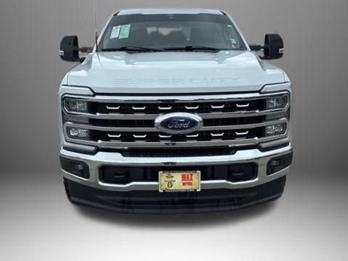 Used 2024 Ford F250 Lariat w/ FX4 Off-Road Package AWD/4WD image 3