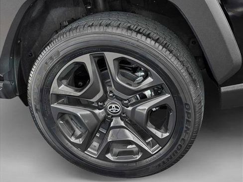 Used 2024 Toyota RAV4 Adventure image 9