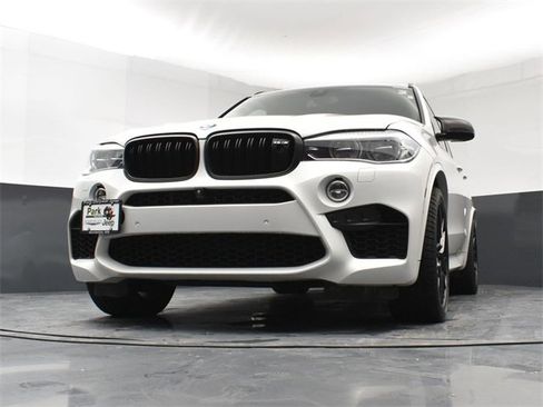 Used 2018 BMW X5 M image 20