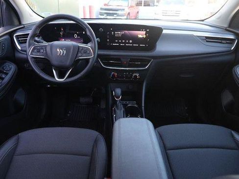 Used 2025 Buick Encore GX Preferred FWD image 19