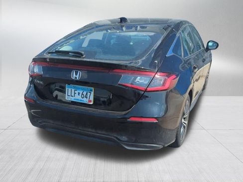 Used 2024 Honda Civic EX-L image 4