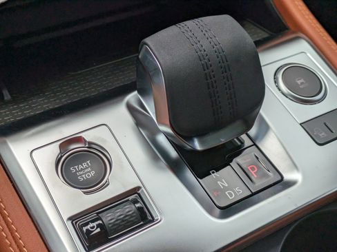 New 2026 Jaguar F-PACE R-Dynamic S image 15