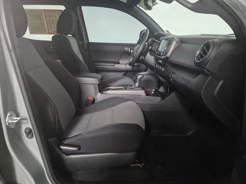 Certified 2023 Toyota Tacoma TRD Sport AWD/4WD image 33