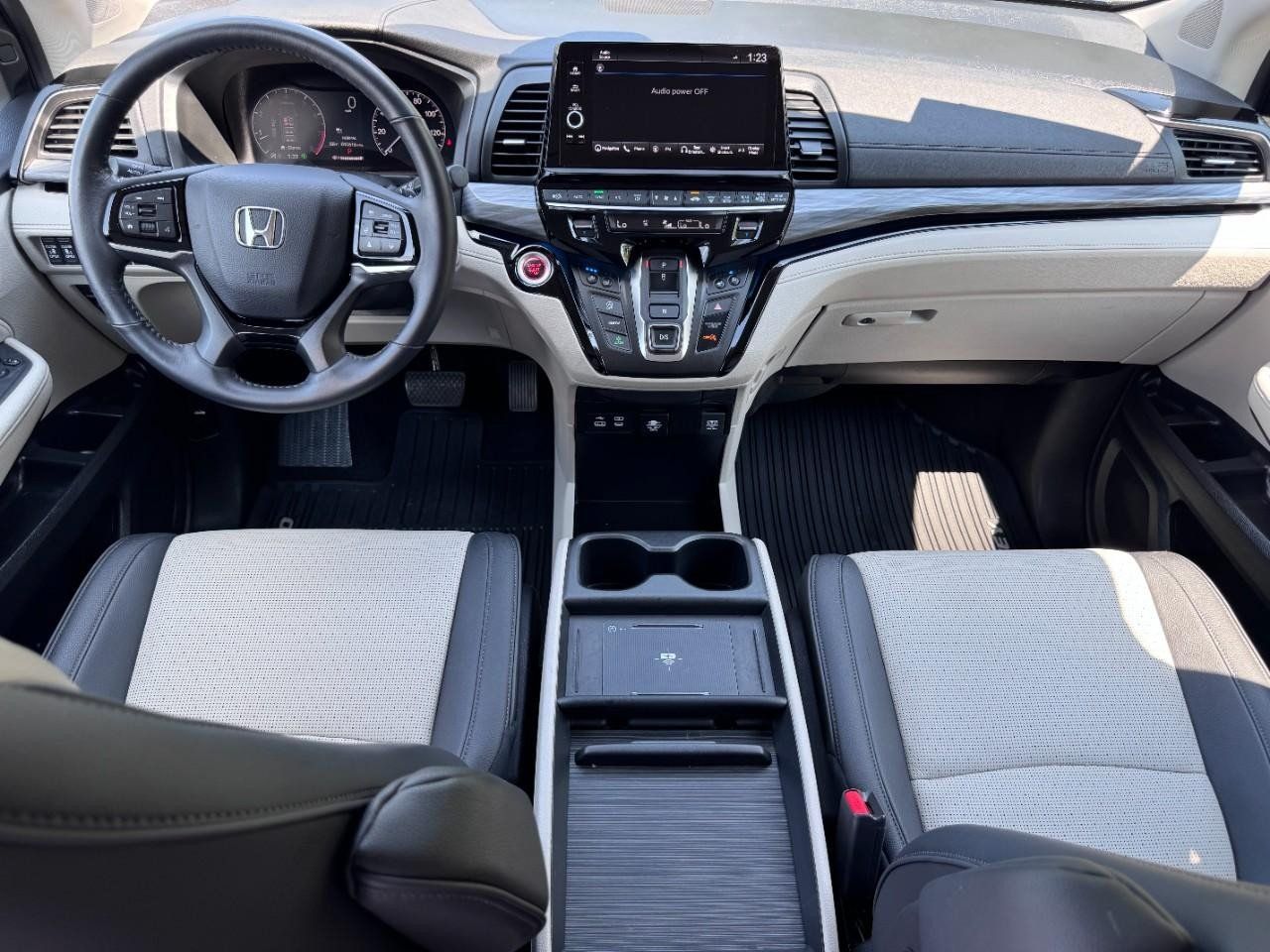 Certified 2025 Honda Odyssey Elite image 13