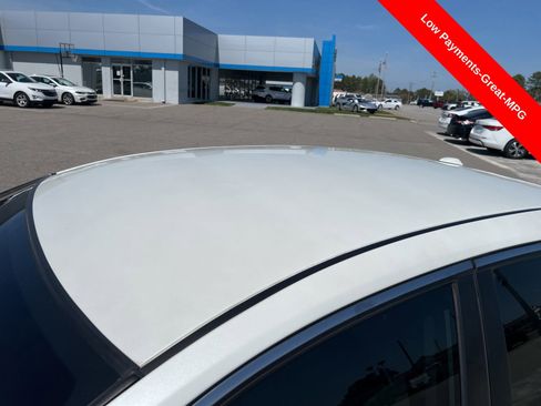 Used 2015 Nissan Altima 2.5 SV image 10