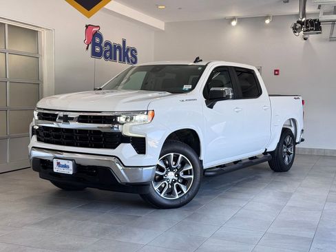 Certified 2024 Chevrolet Silverado 1500 LT image 2