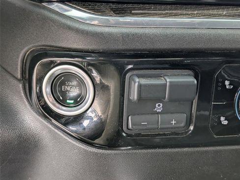 Used 2025 Chevrolet Silverado 2500 LT w/ Trail Boss Package image 22