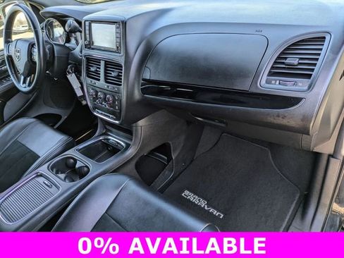 Used 2017 Dodge Grand Caravan SXT w/ Blacktop Package image 28