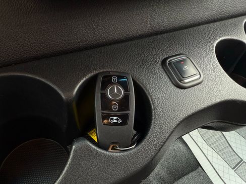 Used 2022 Mercedes-Benz Sprinter 4500 w/ Parking Package image 50