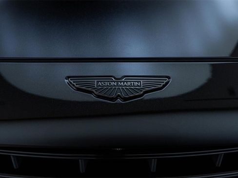 Used 2025 Aston Martin DBX 707 image 19