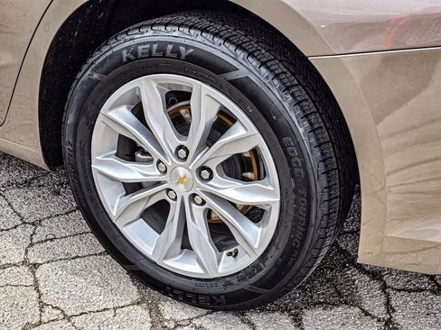 Used 2025 Chevrolet Malibu LT FWD image 10