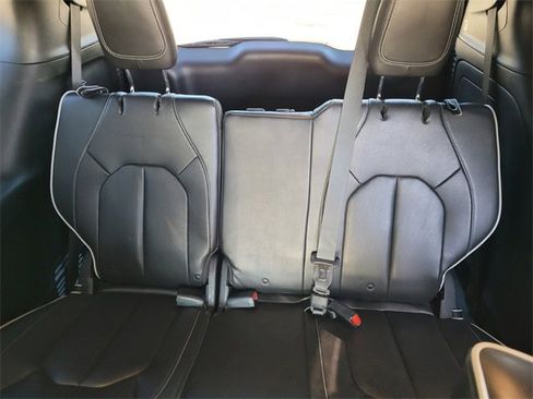 Used 2020 Chrysler Pacifica Limited w/ Advanced Safetytec Group image 14