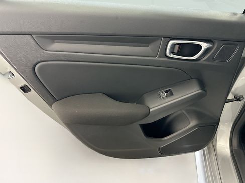 Used 2025 Honda Civic Sport image 26