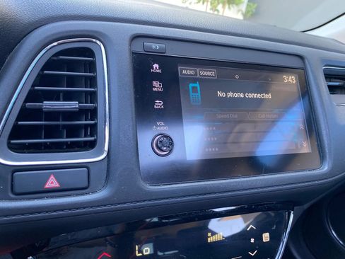 Used 2019 Honda HR-V EX image 37