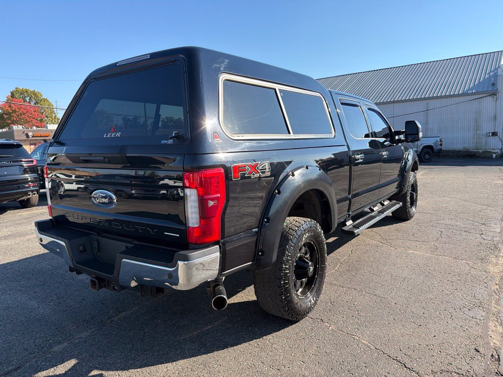 Used 2017 Ford F250 Lariat w/ Lariat Ultimate Package AWD/4WD image 3