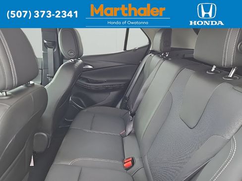 Used 2025 Buick Encore GX Preferred AWD/4WD image 12
