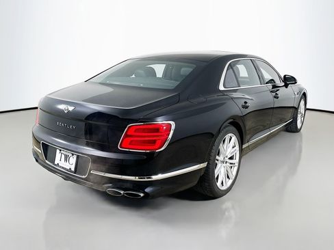 Used 2024 Bentley Flying Spur V8 AWD/4WD image 5