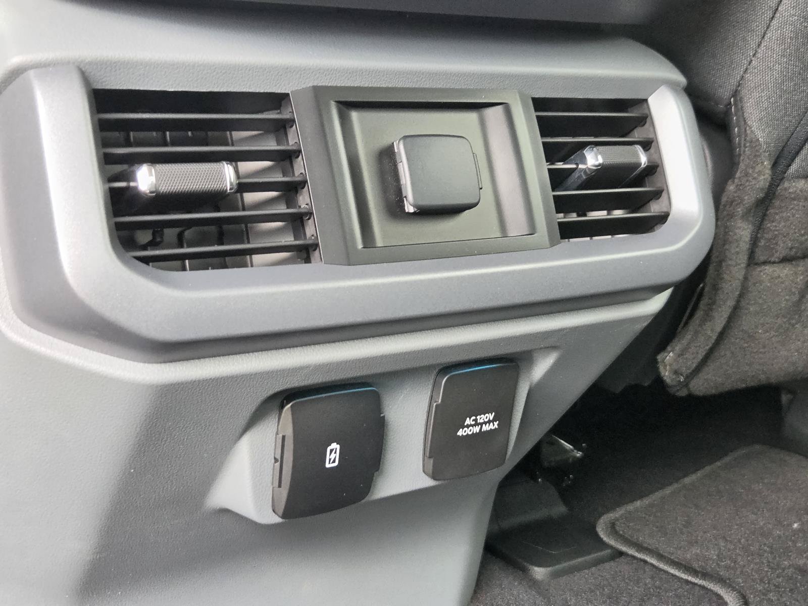 Used 2023 Ford F150 XLT w/ Equipment Group 302A High RWD image 18