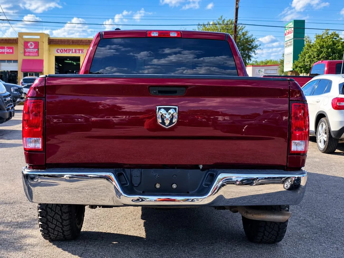 Used 2021 RAM 1500 Classic SLT RWD image 2